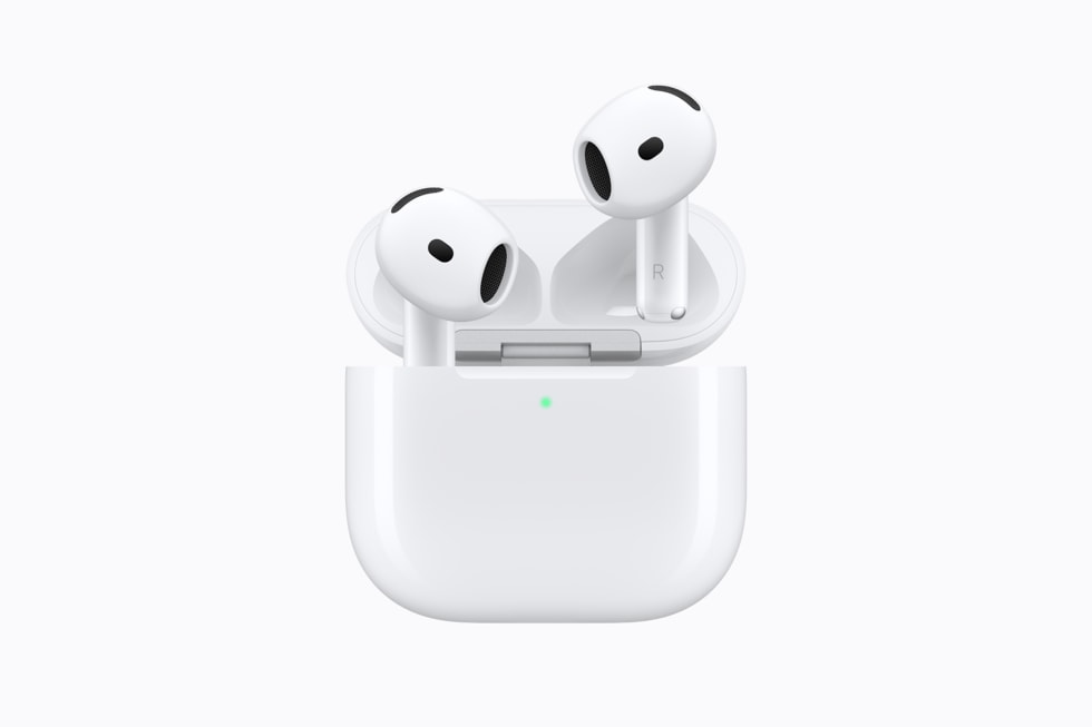 AirPods 5 and their charging case